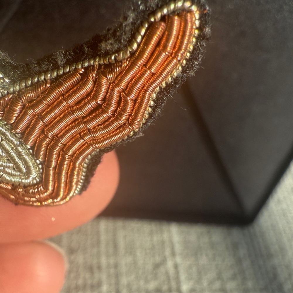 Hand Beaded Winged Foot Pin - Picture 7 of 7